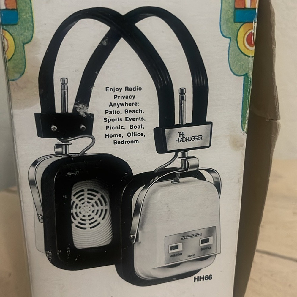 Vintage Triumph Headhugger‎ HH66 Private Headset Radio Made in Japan with Box